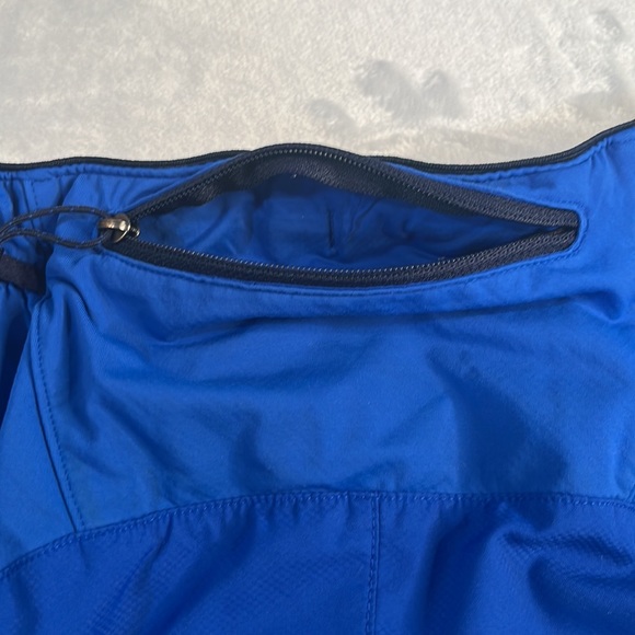 Patagonia blue outdoor athletic shorts size large (amazing pockets) - Picture 4 of 10